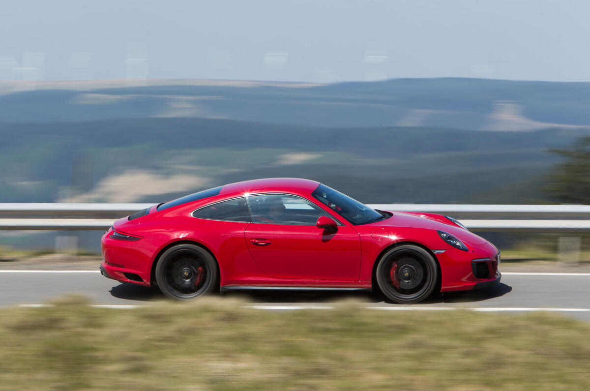 Sports car world cup final