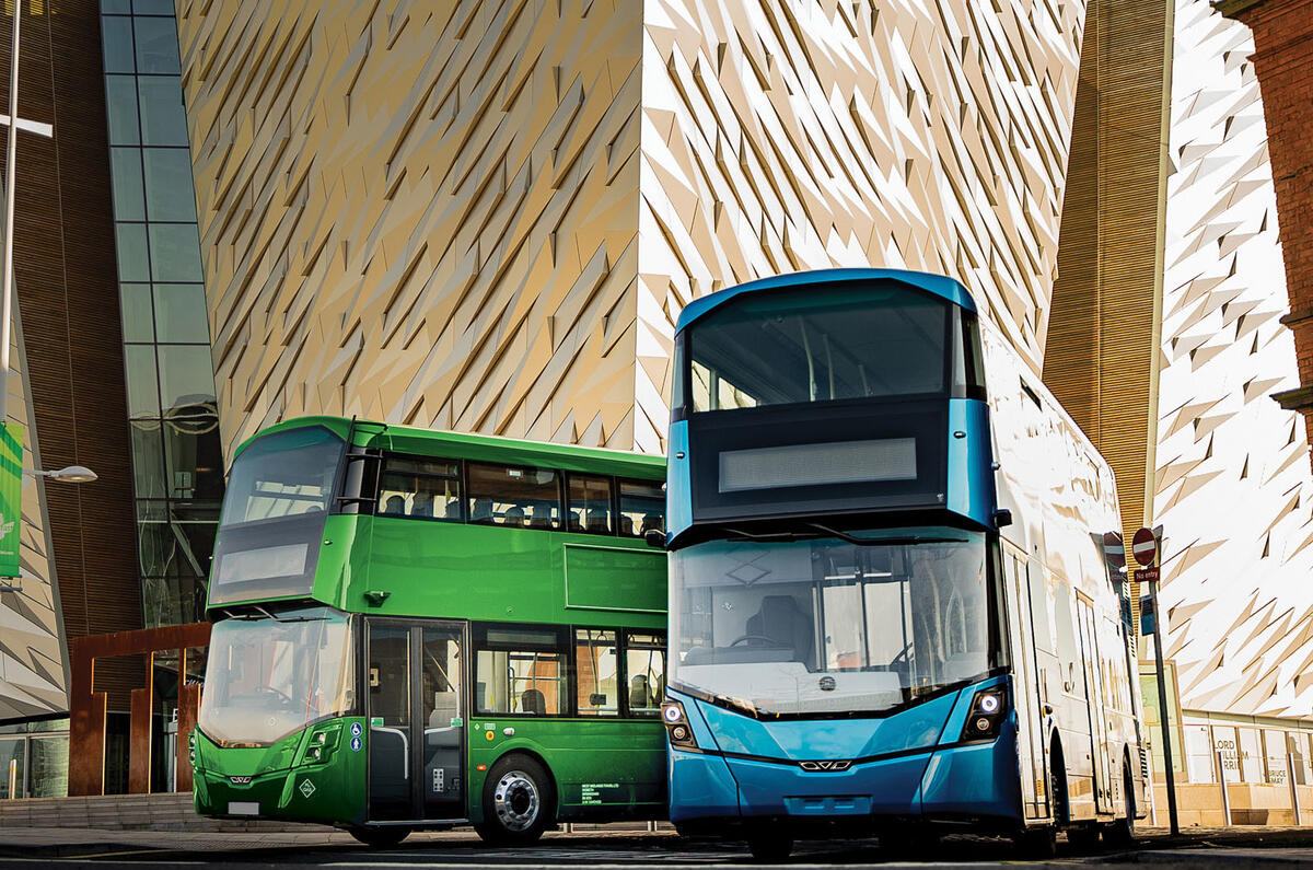 Wrightbus Electroliner front quarter static