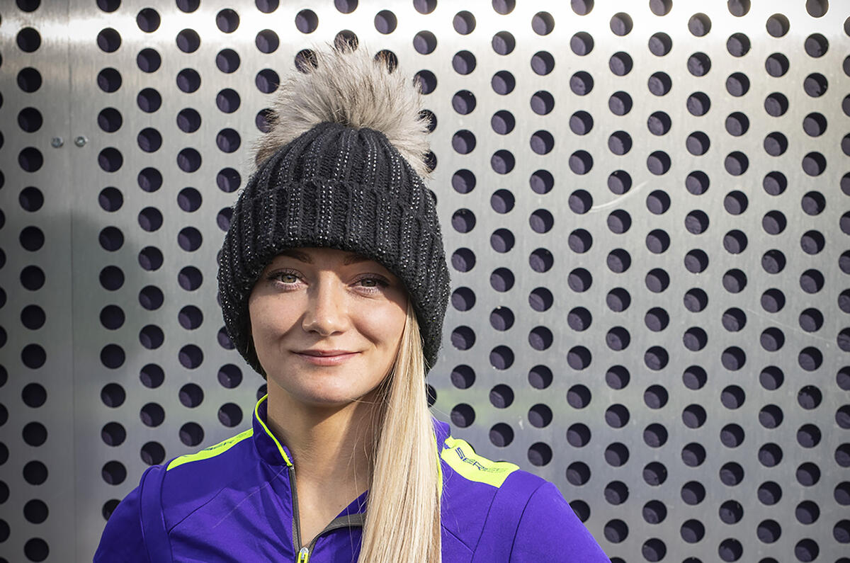 WS2101 081217+0000 W6I9614