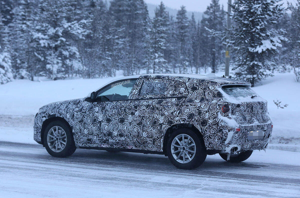 BMW X2