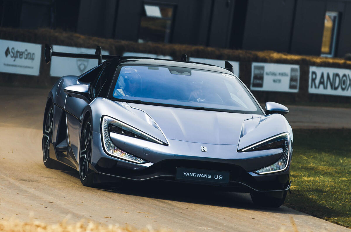 Yangwang U9 Goodwood tracking front quarter