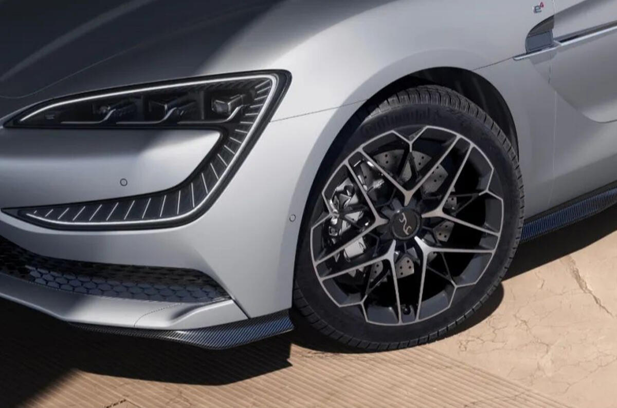 Yangwang U7 front wheel Yangwang U7 front wheel