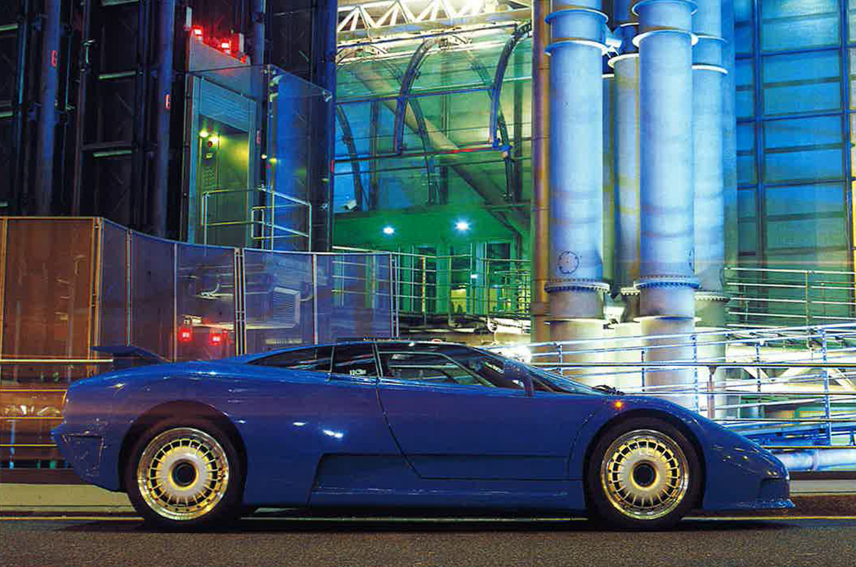 Bugatti EB110 GT side view