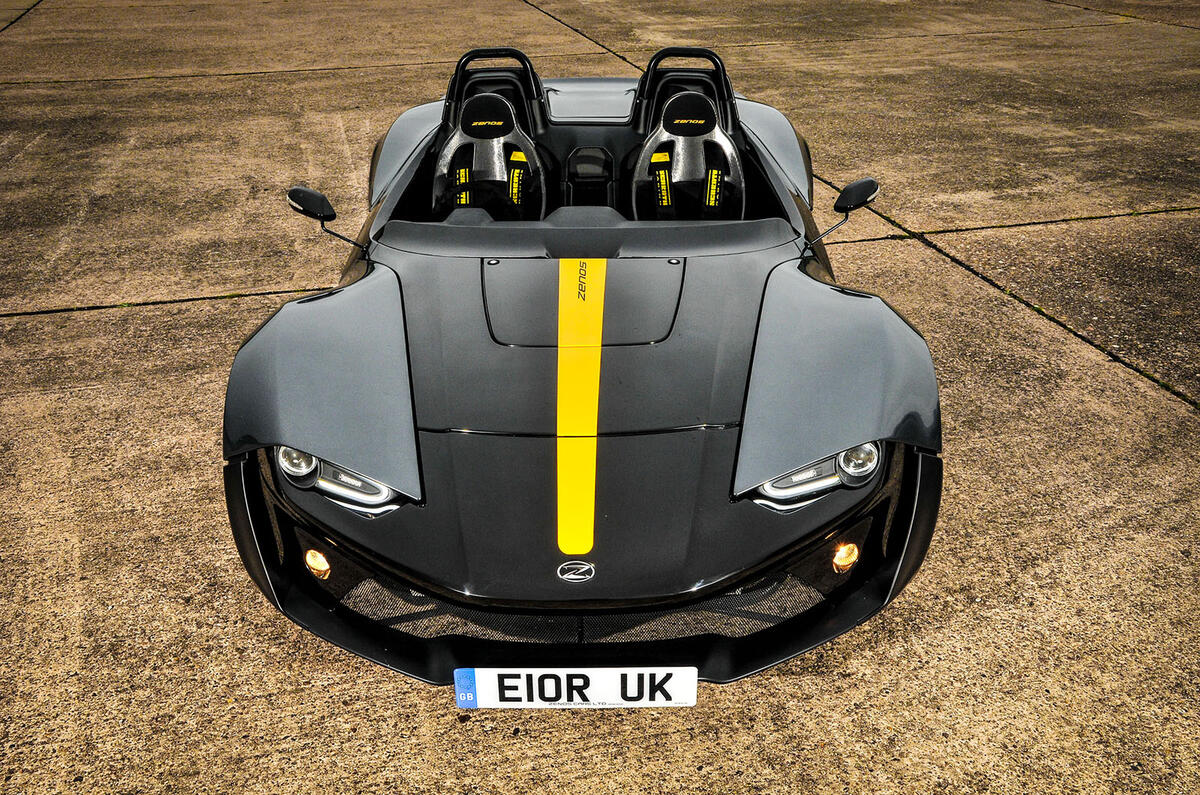Zenos E10 R 