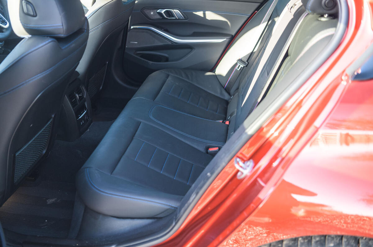 BMW 3 Series 330e 2020 long-term review - rear seats BMW 3 Series 330e 2020 long-term review - rear seats