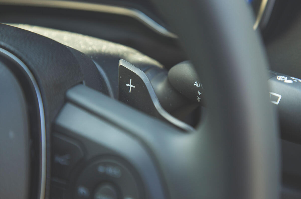 Toyota Corolla 2019 long-term review - paddle shifters