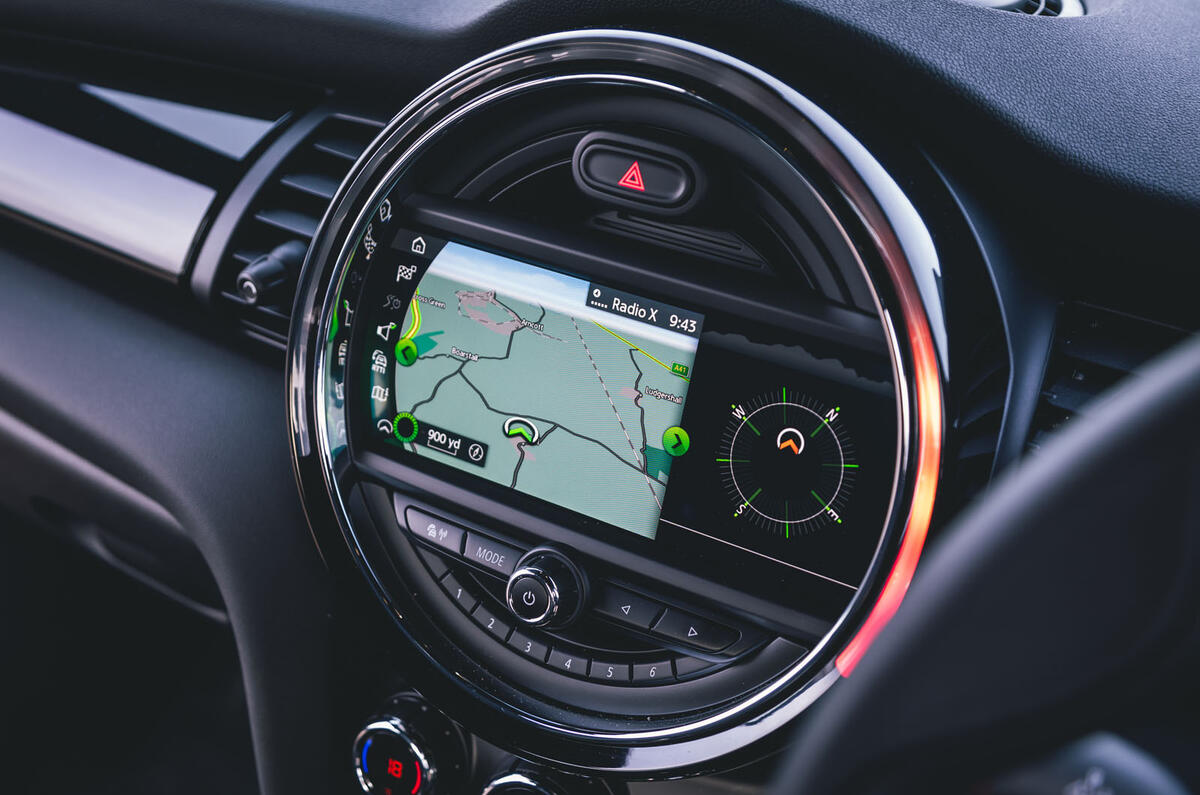 Mini 5-door Cooper S 2019 long-term review - infotainment
