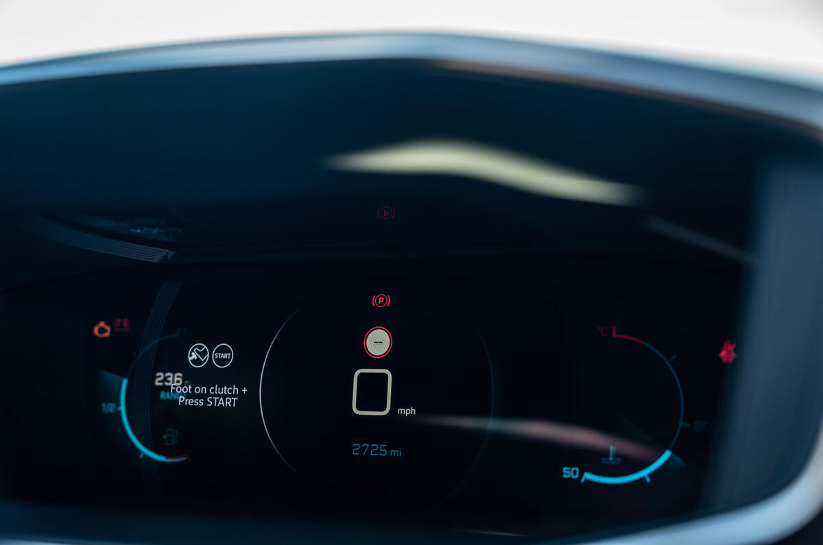Peugeot 2008 2020 long-term review - instruments Peugeot 2008 2020 long-term review - instruments