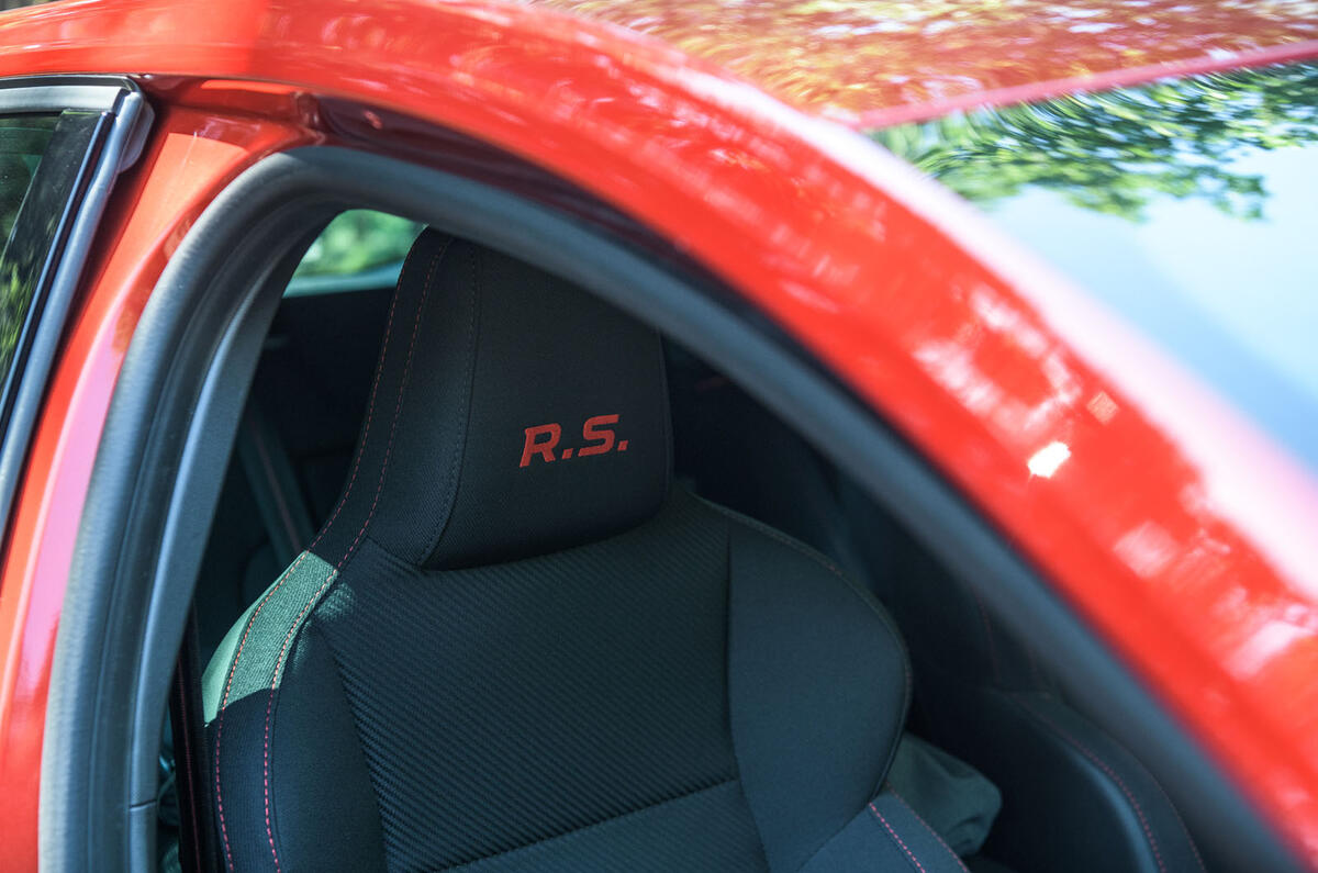 Renault Megane RS 280 2019 long-term review - front seats