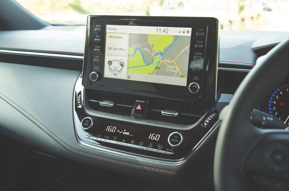 Toyota Corolla 2019 long-term review - infotainment