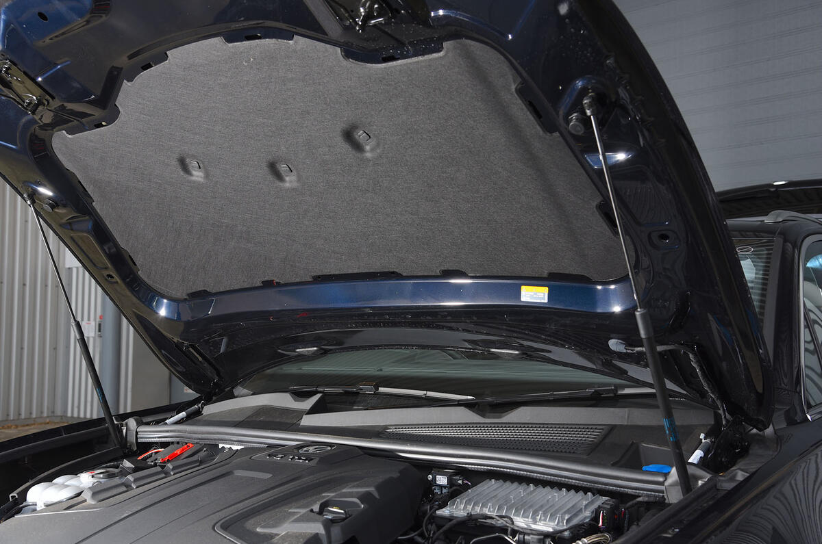 Volkswagen Touareg 2019 long-term review - sound proofing