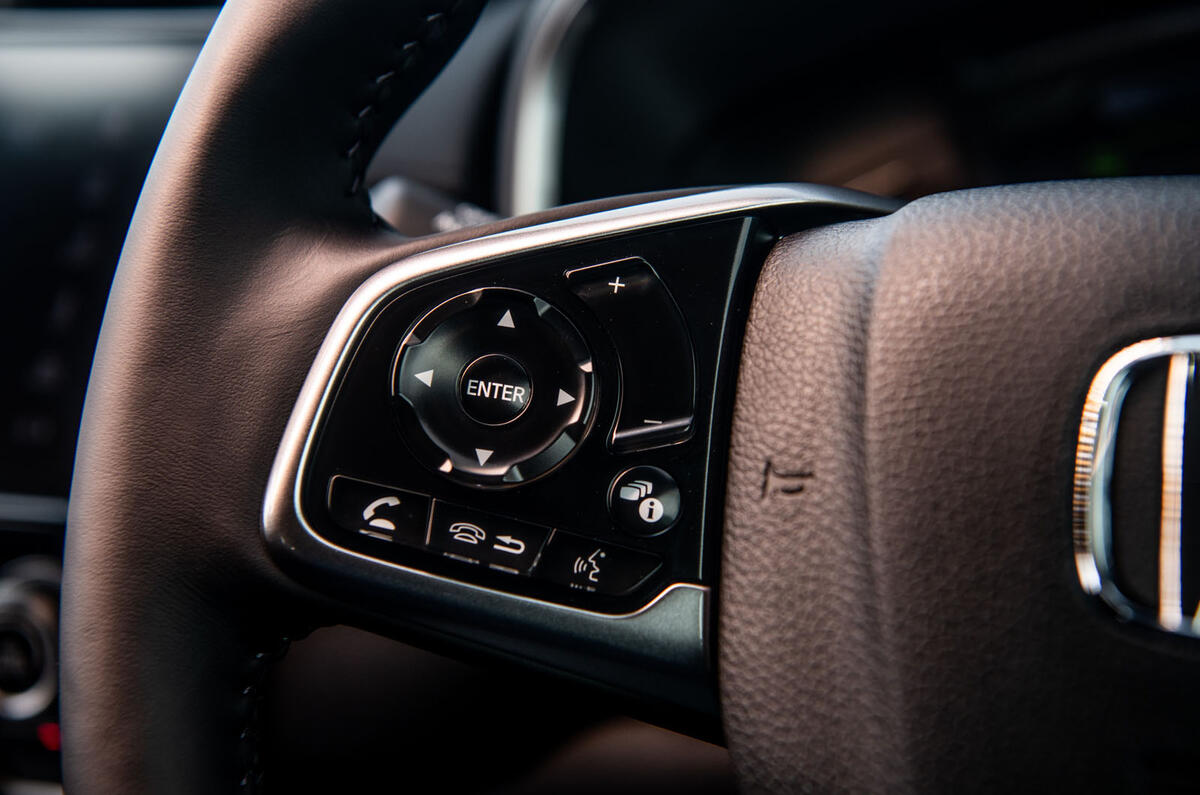 Honda CR-V hybrid 2019 long-term review - steering wheel controls