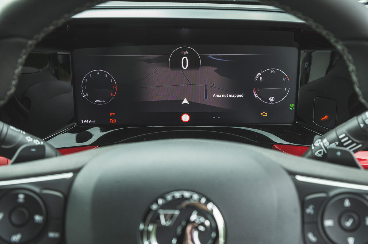 12 Vauxhall Mokka 2021 long term instruments 12 Vauxhall Mokka 2021 long term instruments