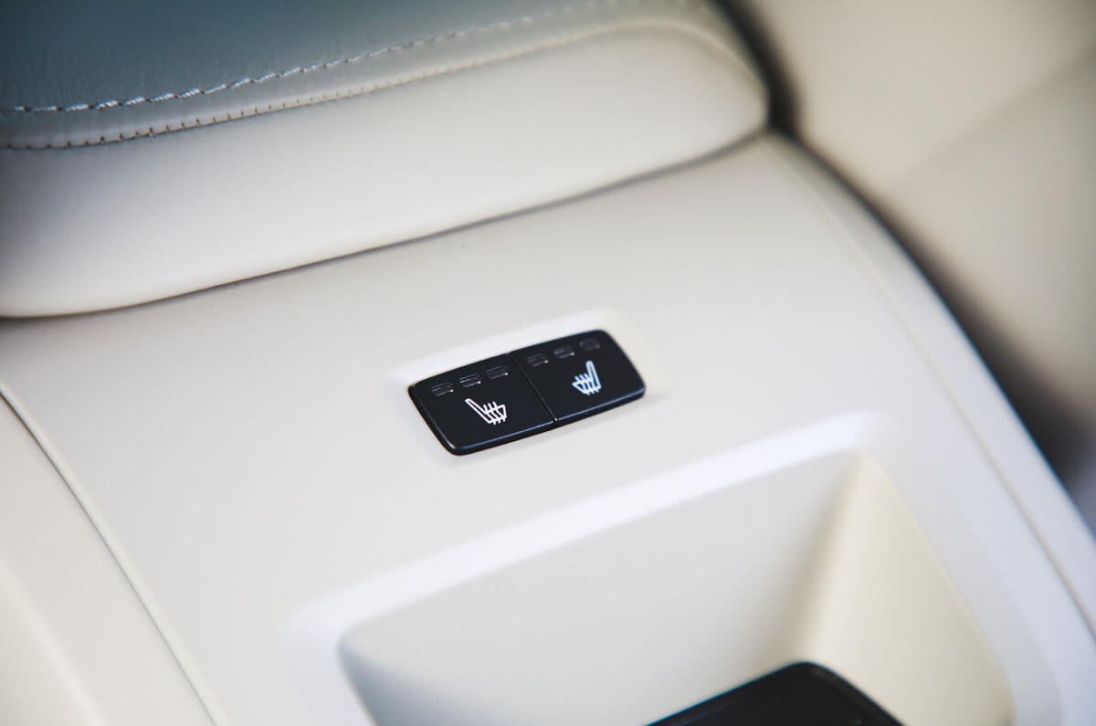 Volvo S60 T5 2020 long-term review - heated seats Volvo S60 T5 2020 long-term review - heated seats