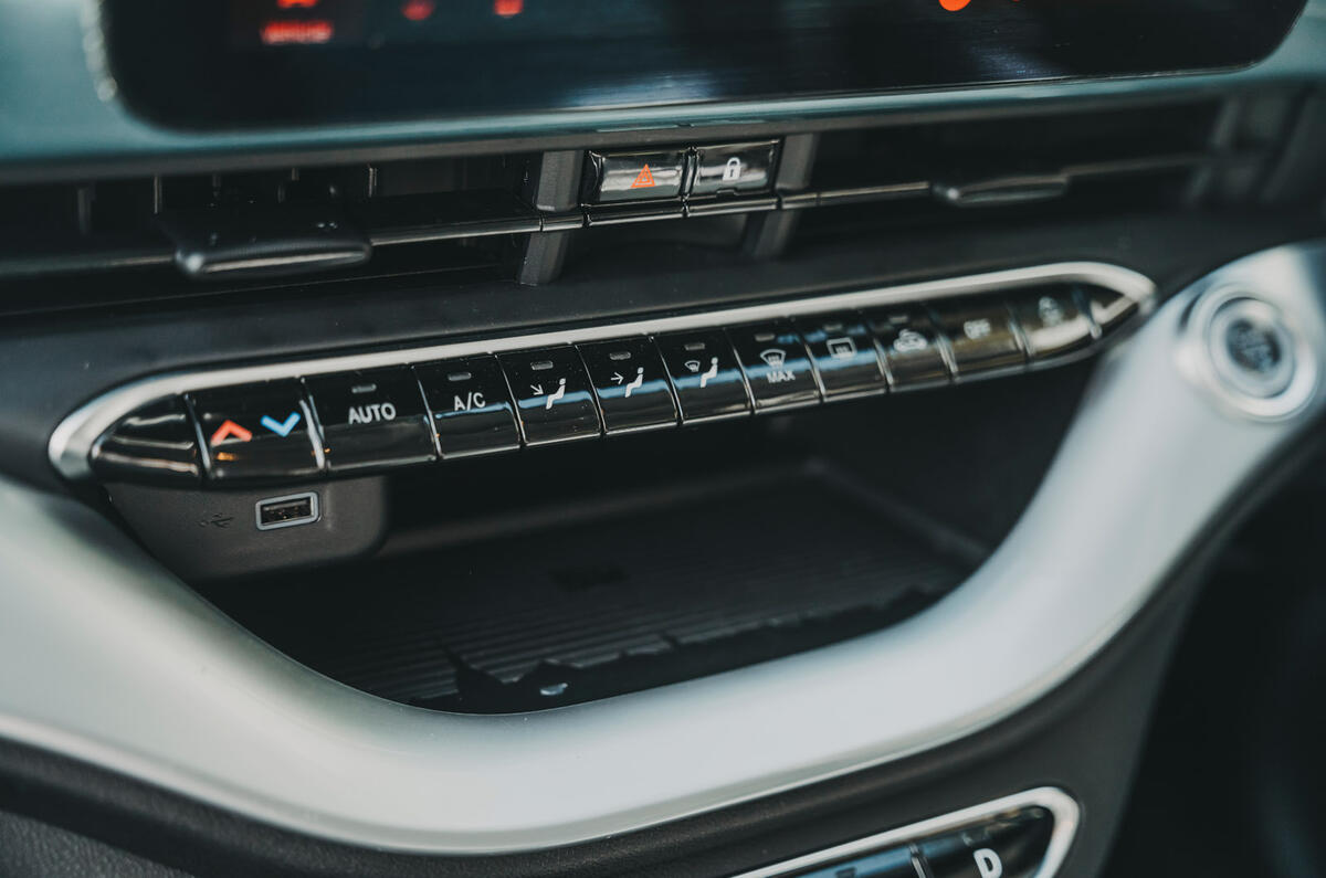 13 Fiat 500 EV 2022 long term review climate controls 13 Fiat 500 EV 2022 long term review climate controls