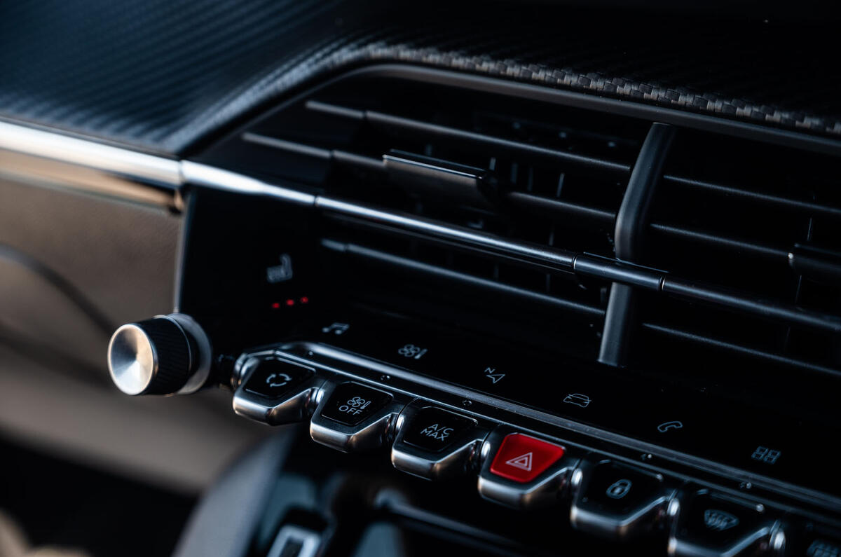 Peugeot 2008 2020 long-term review - climate controls Peugeot 2008 2020 long-term review - climate controls