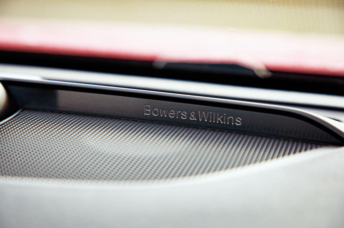 Volvo S60 T5 2020 long-term review - speakers Volvo S60 T5 2020 long-term review - speakers