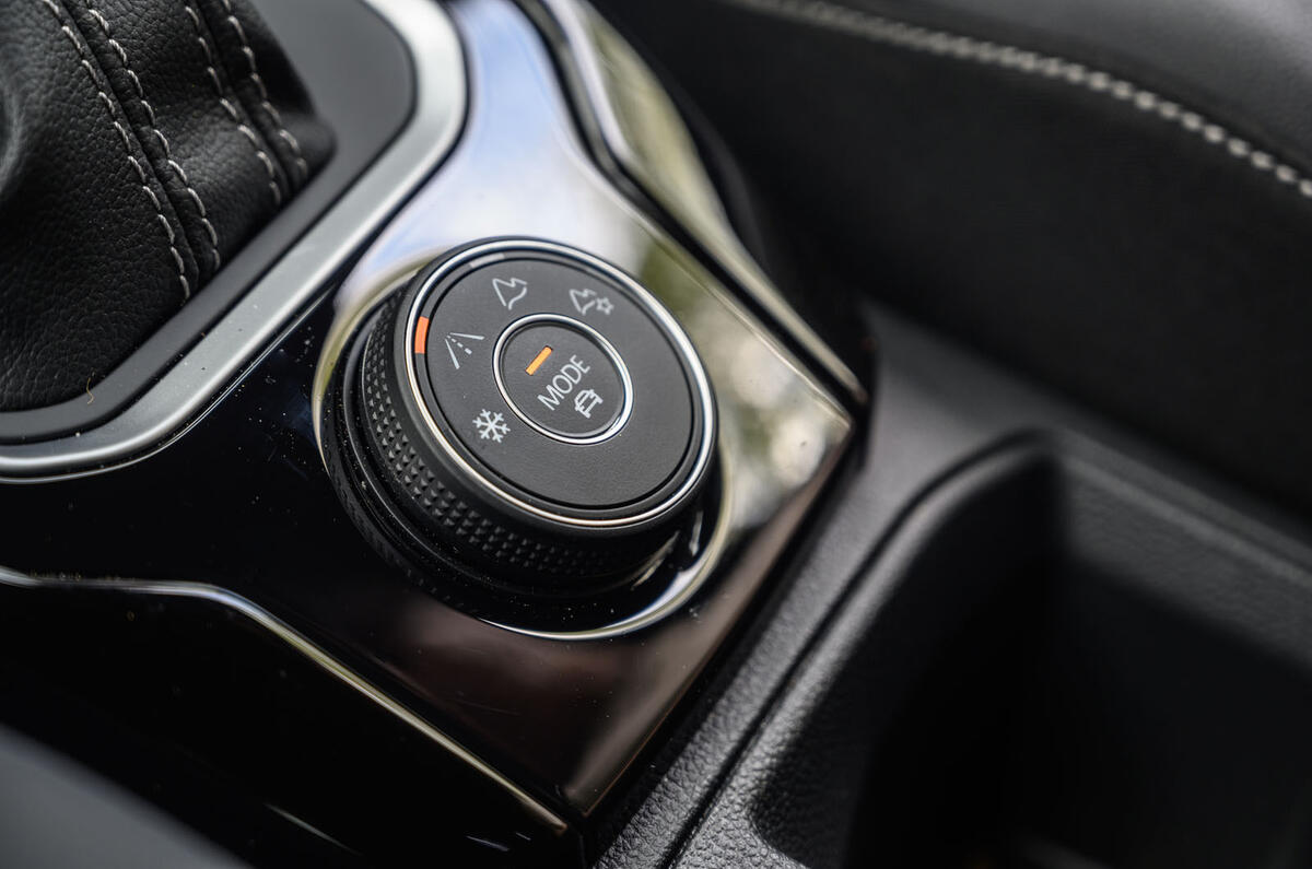Volkswagen T-Roc R 2020 long-term review - mode select Volkswagen T-Roc R 2020 long-term review - mode select