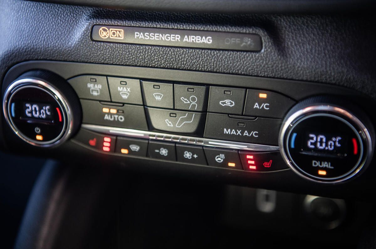 Ford Focus 2019 long-term review - climate controls