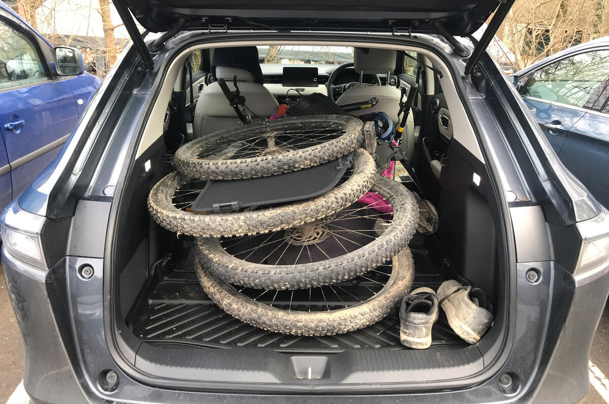 14 Honda HR V 2022 LT review boot bikes 14 Honda HR V 2022 LT review boot bikes