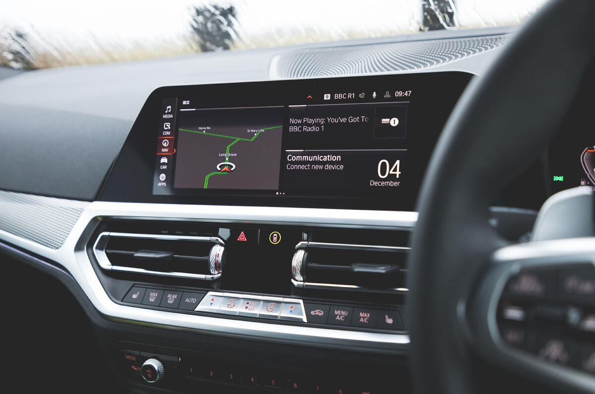 15 BMW 4 Series 2021 long term review infotainment 15 BMW 4 Series 2021 long term review infotainment