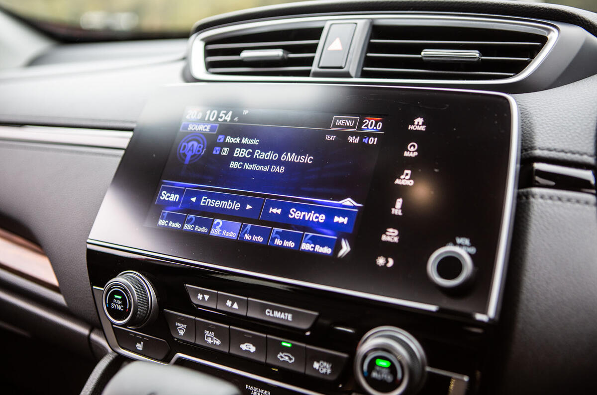 Honda CR-V hybrid 2019 long-term review - infotainment