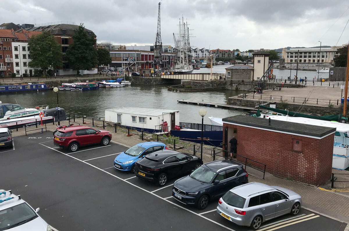 Volvo XC40 Recharge T5 2020 long-term review - EV parking Volvo XC40 Recharge T5 2020 long-term review - EV parking