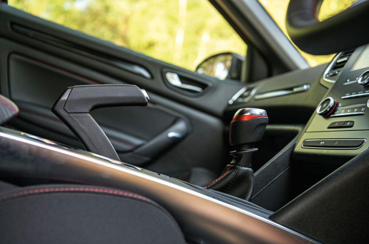 Renault Megane RS 280 2019 long-term review - handbrake