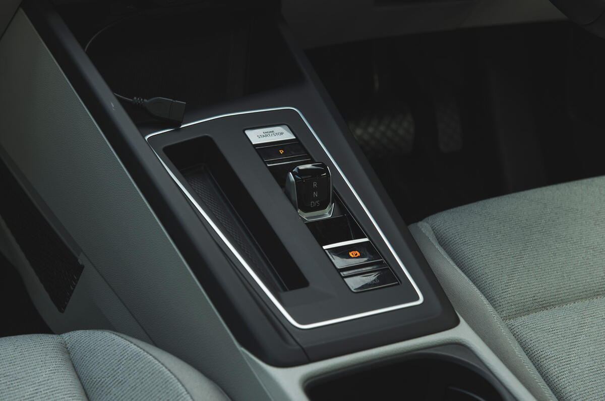 16 Volkswagen Golf 2021 long term review centre console 16 Volkswagen Golf 2021 long term review centre console