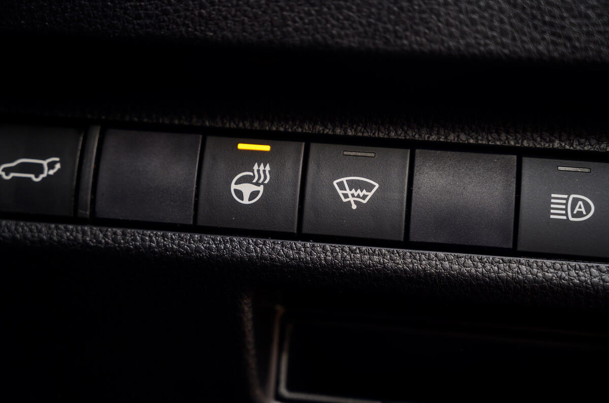 17 Suzuki Across 2021 long term review heated steering wheel 17 Suzuki Across 2021 long term review heated steering wheel