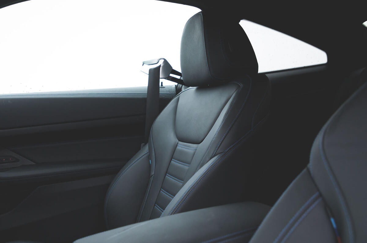 18 BMW 4 Series 2021 long term review front seats 18 BMW 4 Series 2021 long term review front seats