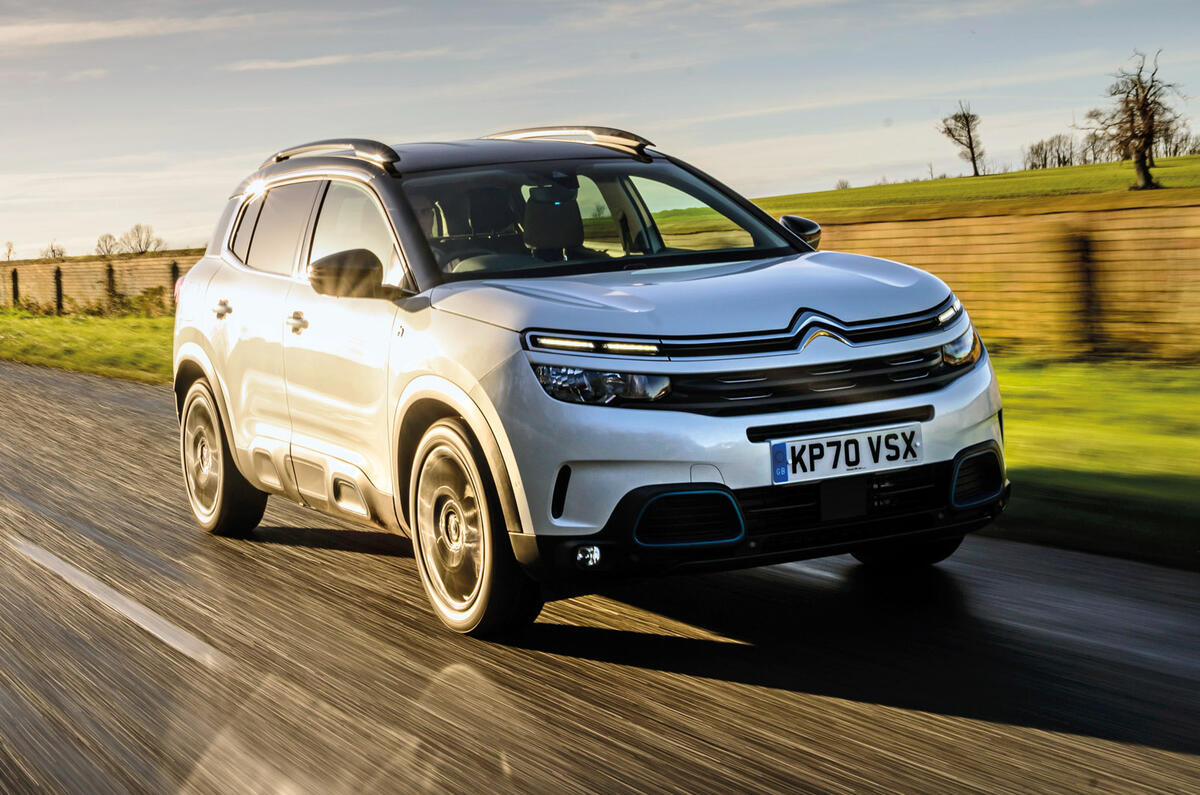 18 Citroen C5 Aircross Hybrid 2021 Long term review on road front