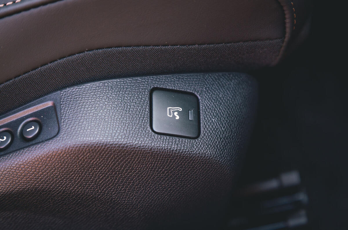 Peugeot 508 2019 long-term review - heated seat