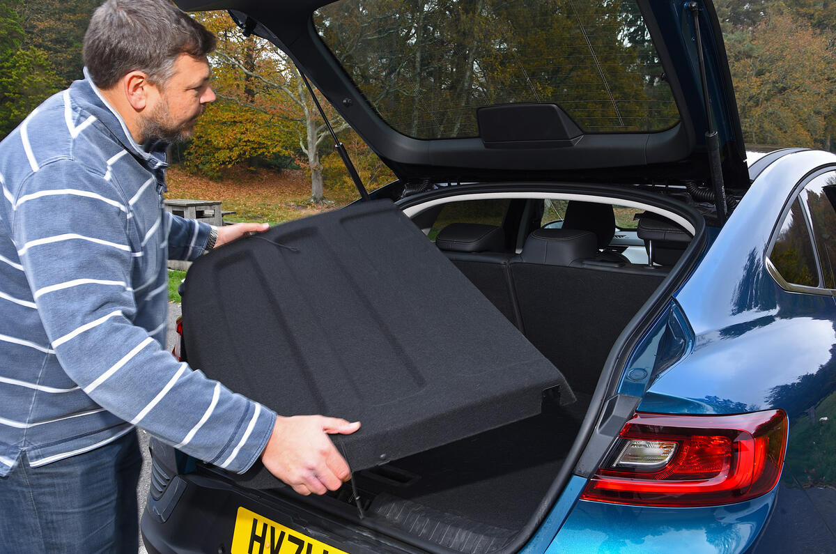 19 Renault Arkana 2022 long term review AC boot 19 Renault Arkana 2022 long term review AC boot