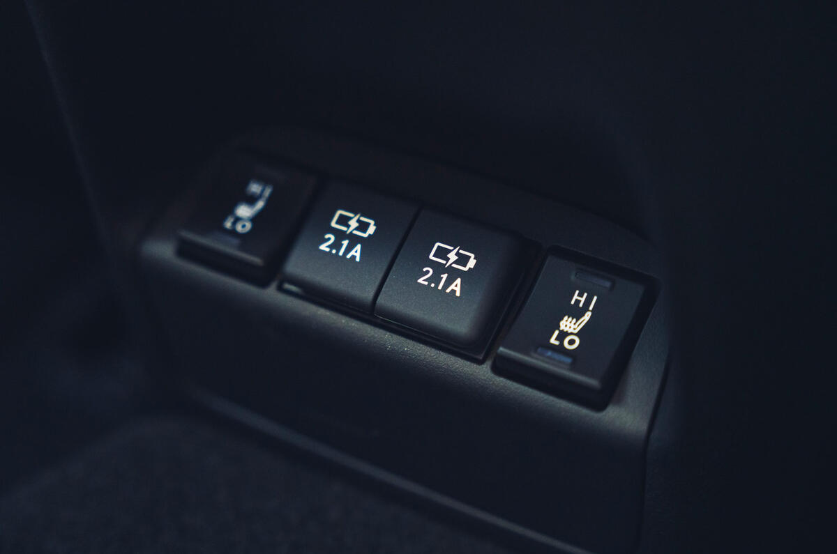 21 Lexus UX300e 2022 long term review heated seats 21 Lexus UX300e 2022 long term review heated seats