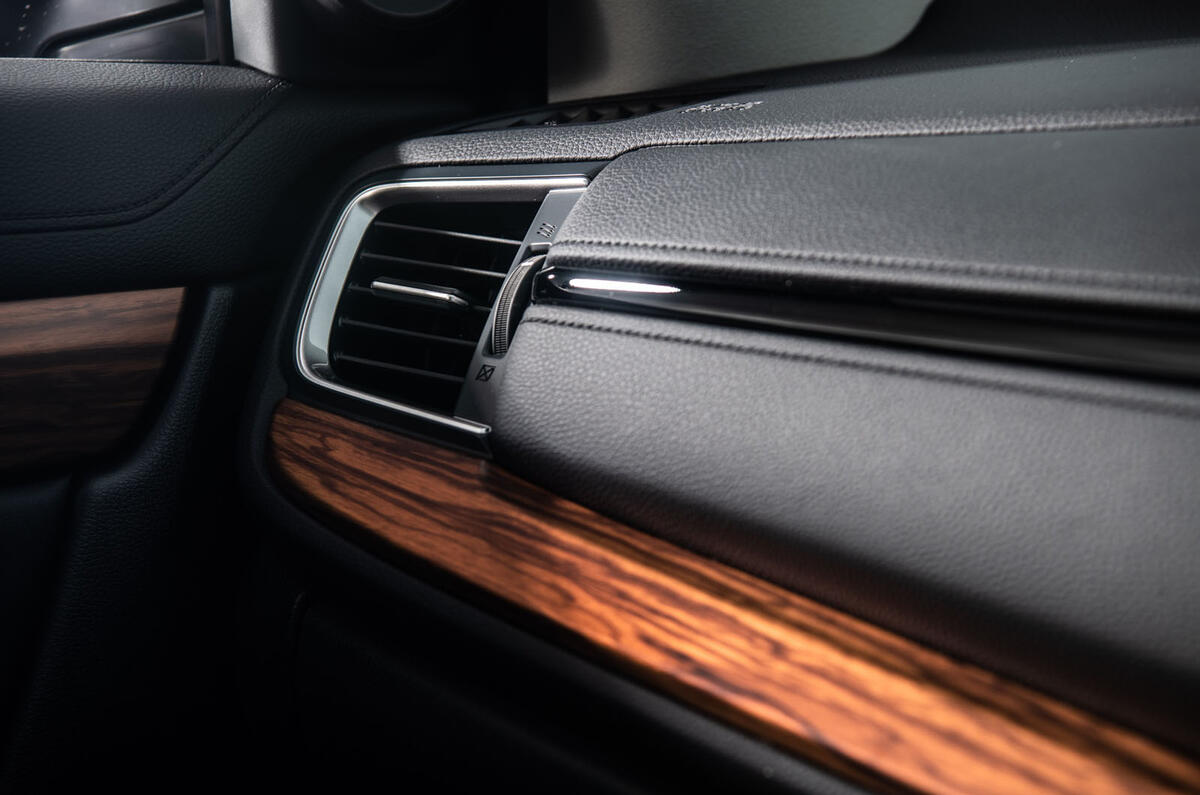 Honda CR-V hybrid 2019 long-term review - interior trim