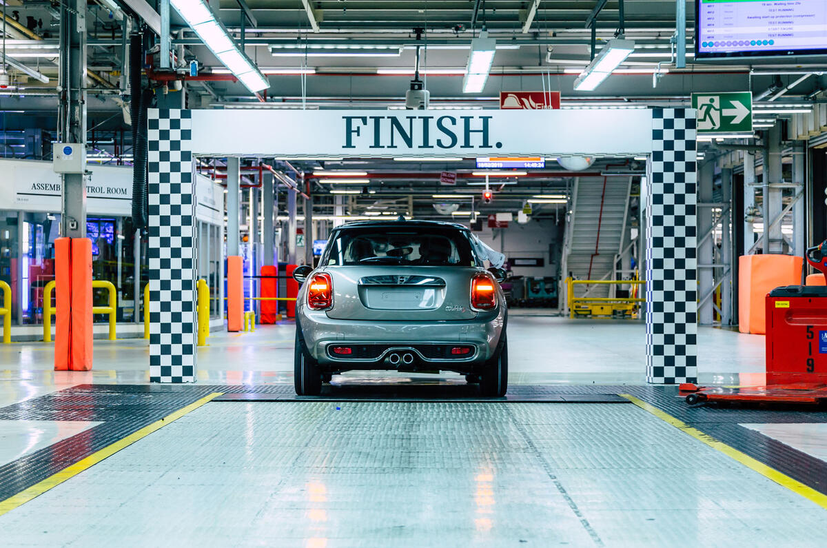 Mini 5-door Cooper S 2019 long-term review - mini factory - production line
