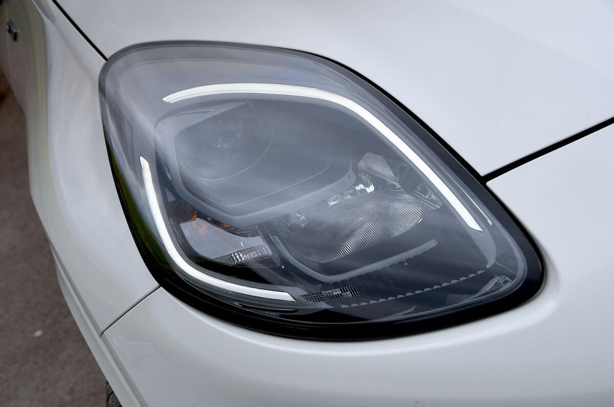 Ford Puma 2020 long-term review - headlights