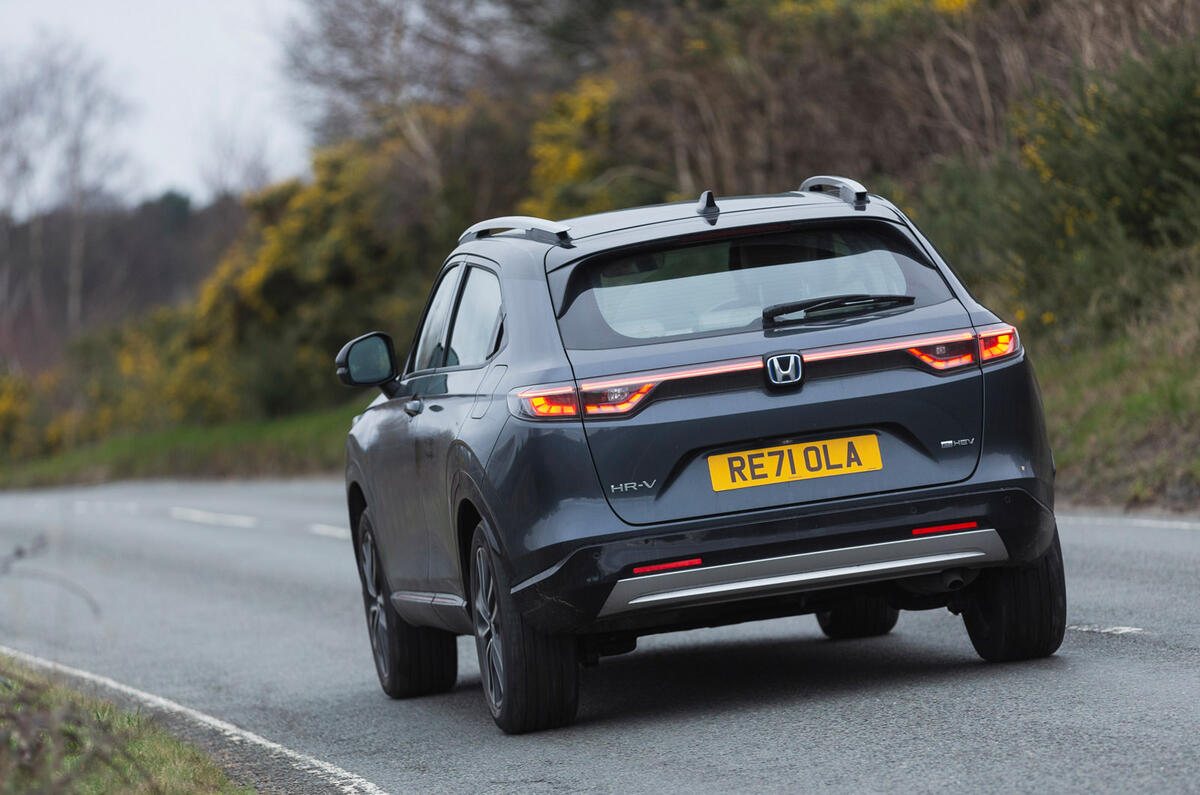 3 Honda HR V 2022 LT review tracking rear 3 Honda HR V 2022 LT review tracking rear