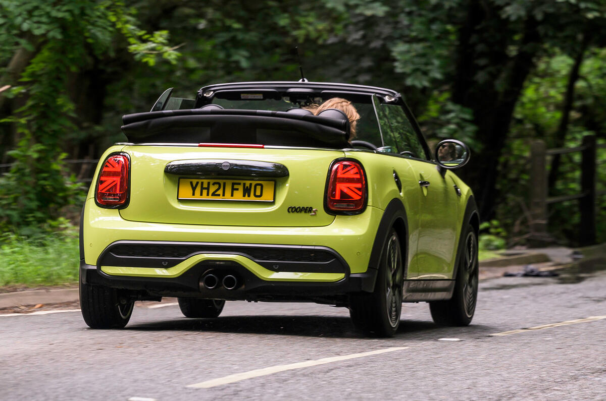 3 Mini Convertible 2021 long term hero rear 3 Mini Convertible 2021 long term hero rear