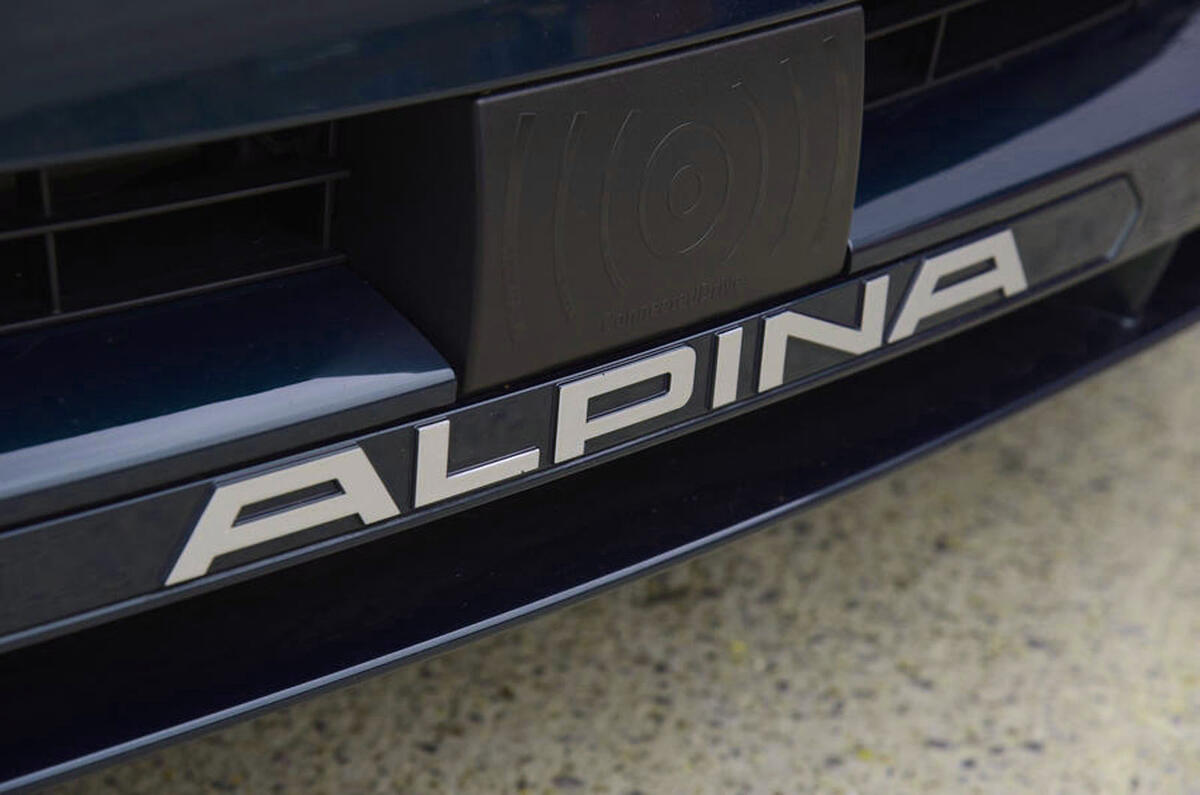 Alpina B4 S 2019 long-term review - bumper logo