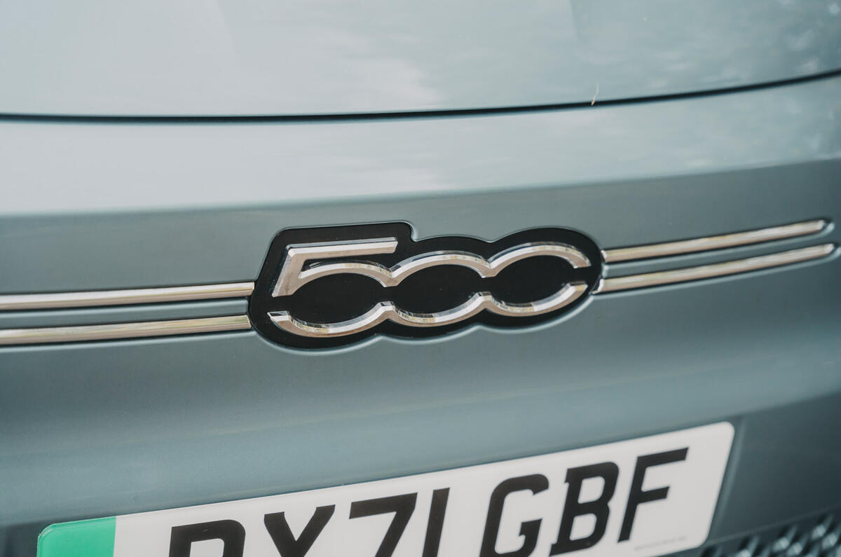 4 Fiat 500 EV 2022 long term review nose badge 4 Fiat 500 EV 2022 long term review nose badge