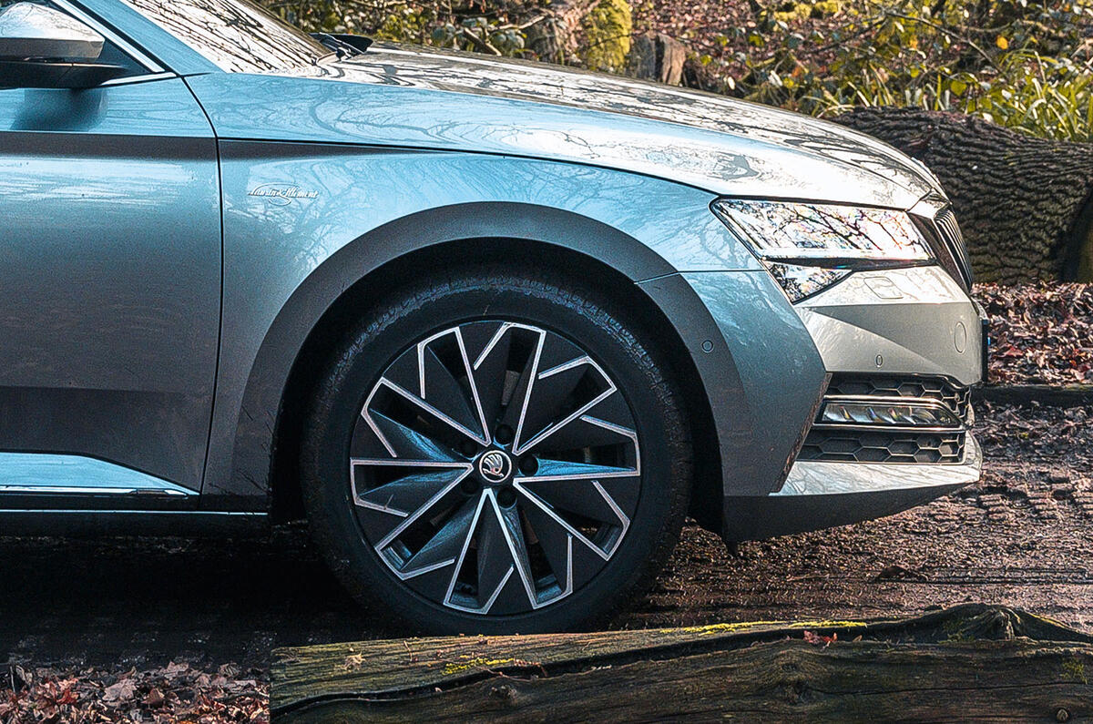 Skoda Superb 2020 long term review - alloy wheels Skoda Superb 2020 long term review - alloy wheels