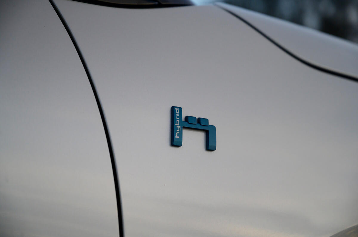 5 Citroen C5 Aircross Hybrid 2021 Long term review side badge