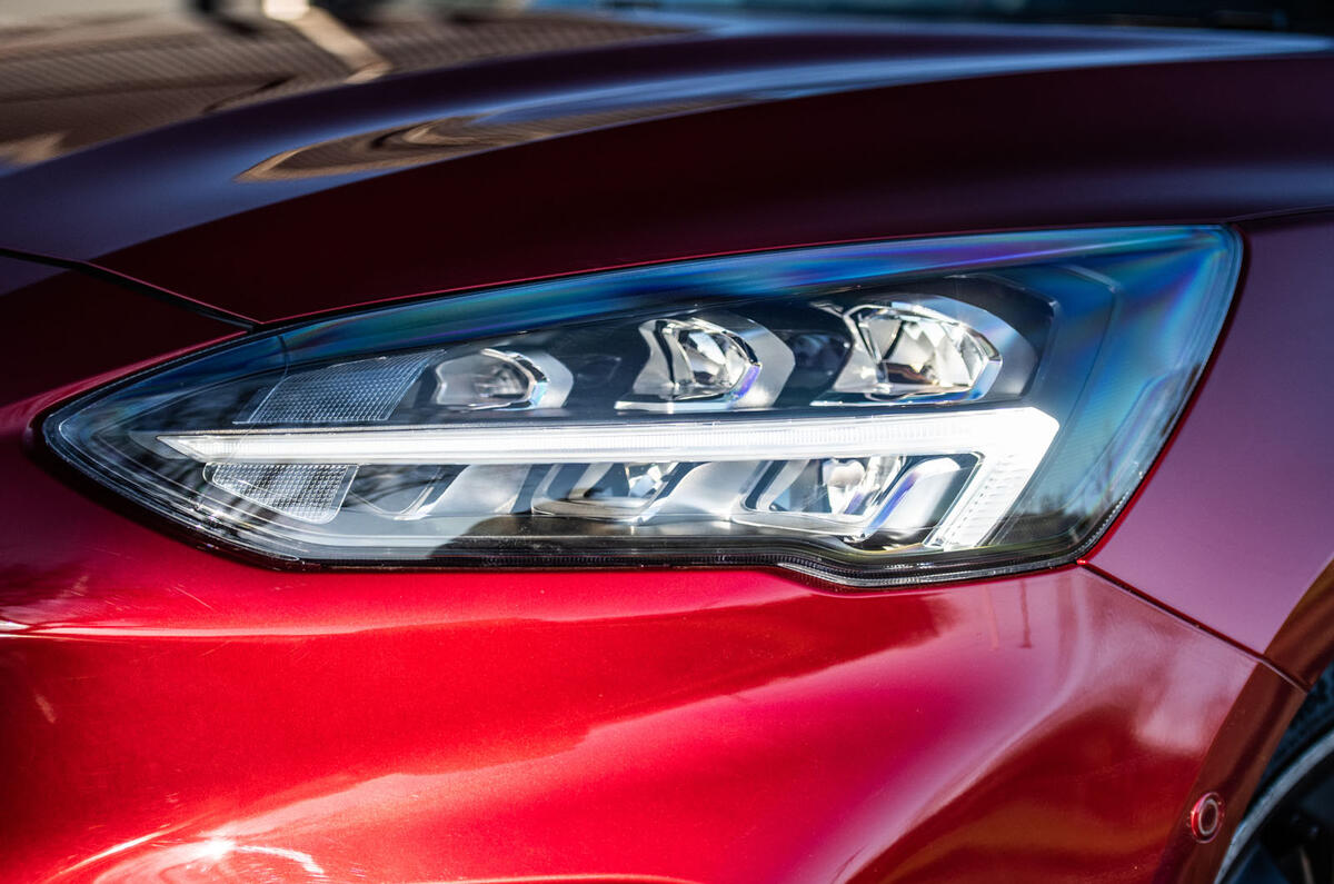 Ford Focus 2019 long-term review - headlights