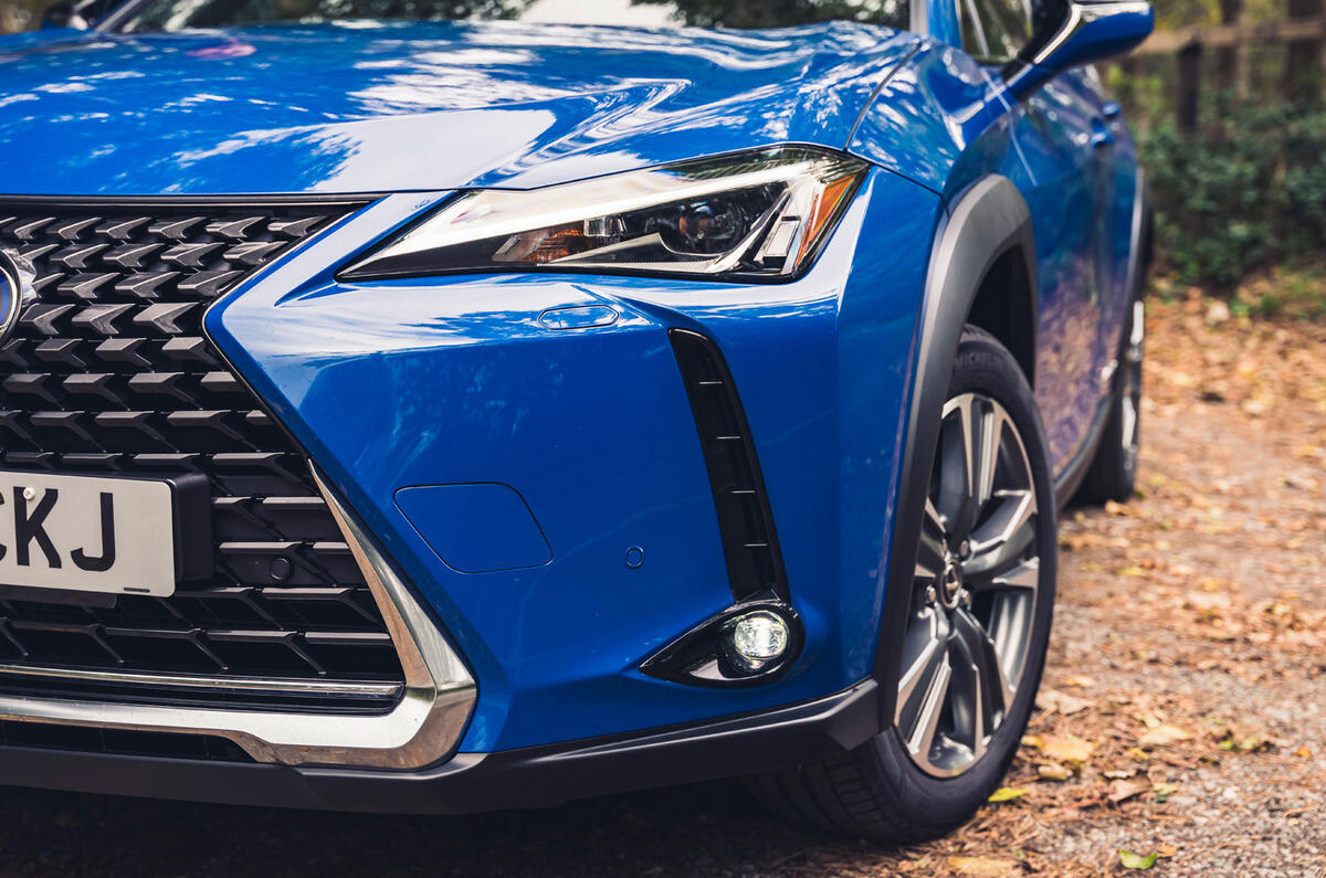 6 Lexus UX300e 2022 long term review headlights 6 Lexus UX300e 2022 long term review headlights