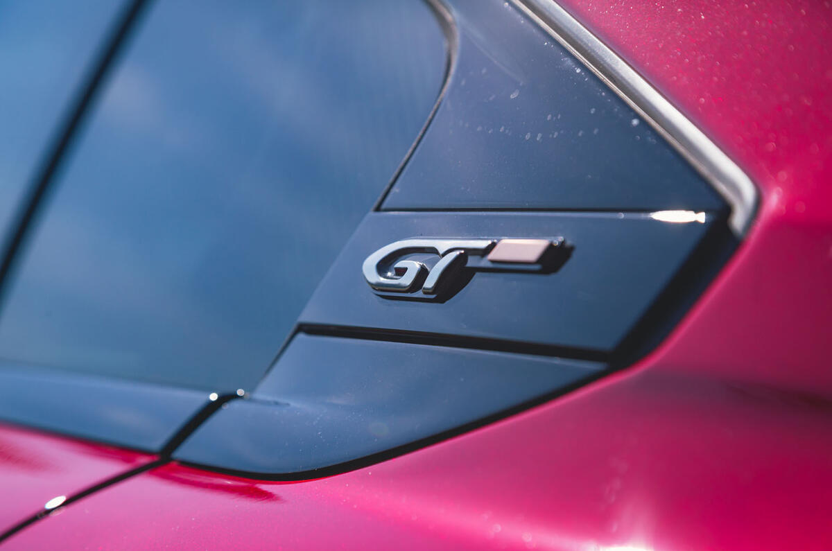 Peugeot 508 2019 long-term review - rear quarter badge