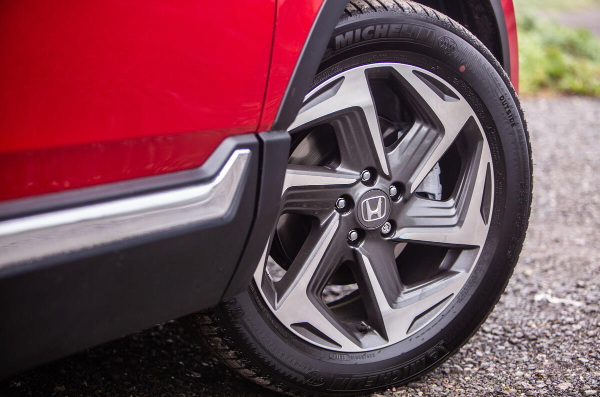 Honda CR-V hybrid 2019 long-term review - alloy wheels