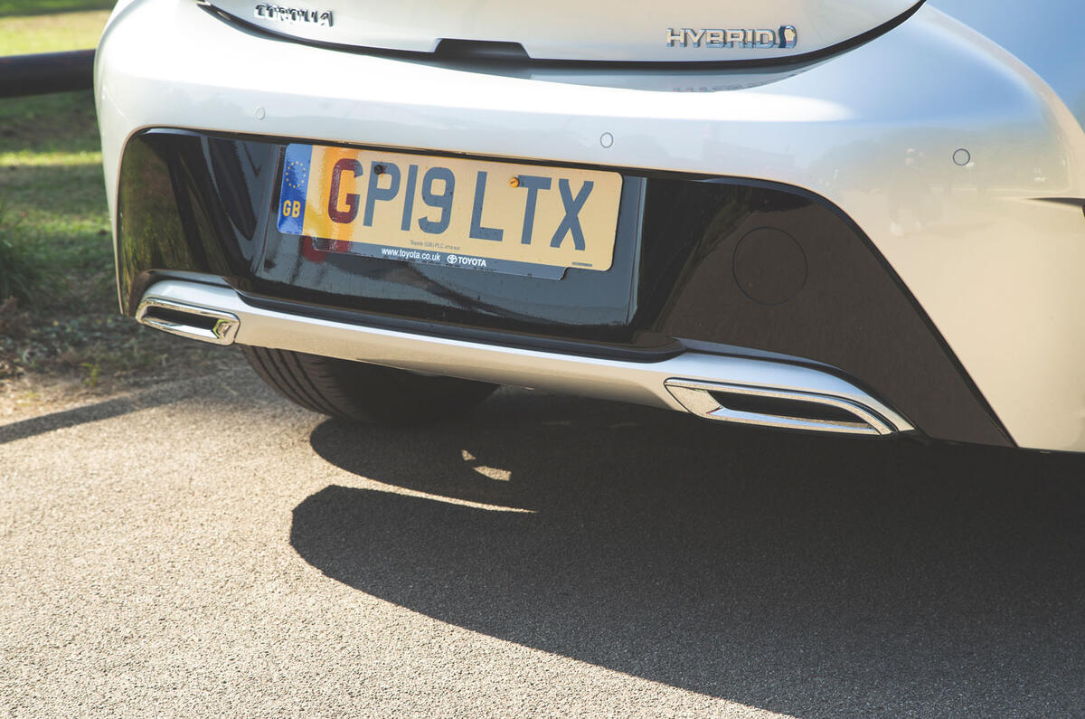 Toyota Corolla 2019 long-term review - exhausts