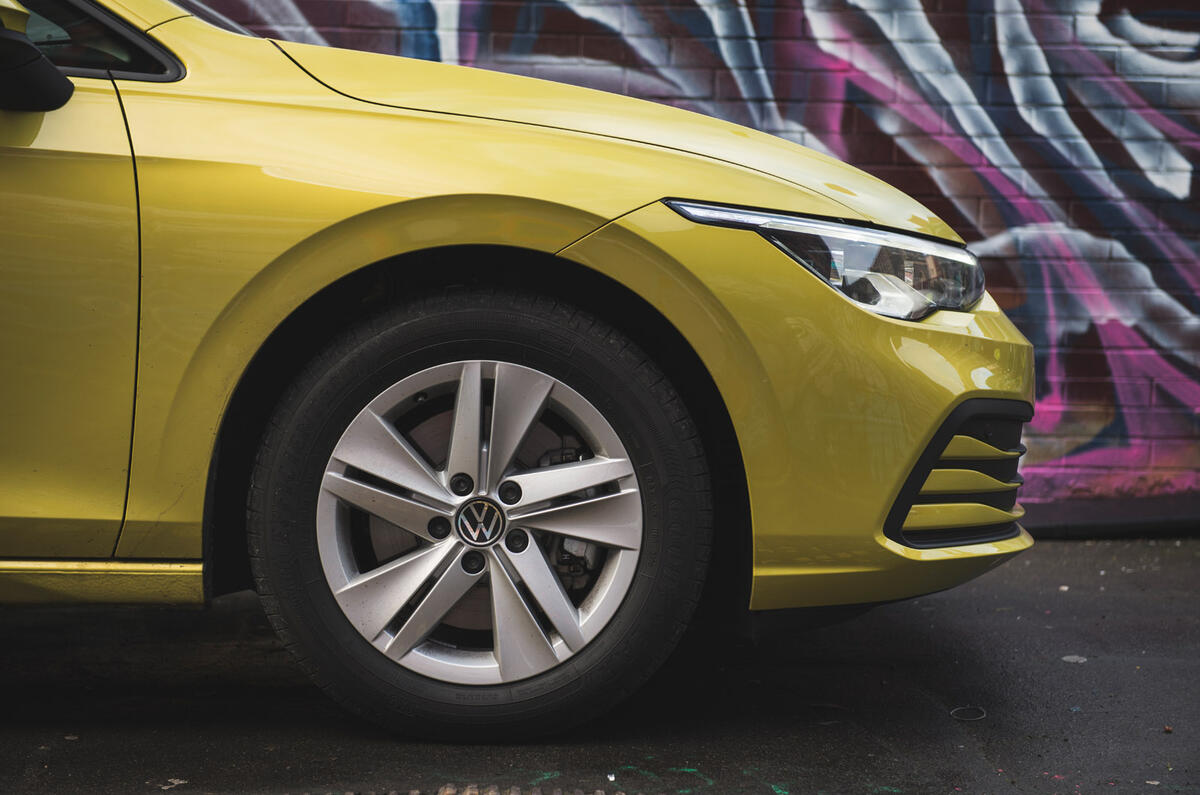 7 Volkswagen Golf 2021 long term review alloy wheels 7 Volkswagen Golf 2021 long term review alloy wheels